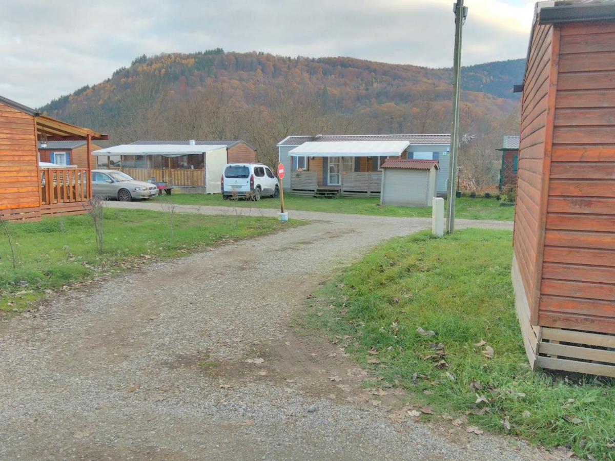 Grand Mobil 6 Personnes Climatise Avec 3 Et 2 Salles De Bains A Munster En Alsace